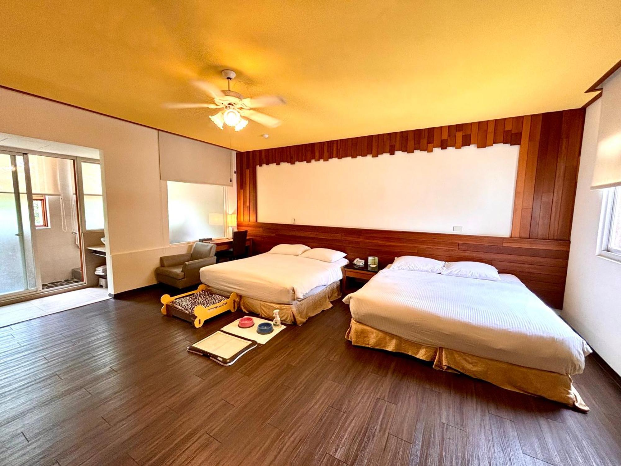 อีสเทิร์น โฮเต็ลแอนด์รีสอร์ต หยางเหมย Hotel Yangmei ภายนอก รูปภาพ