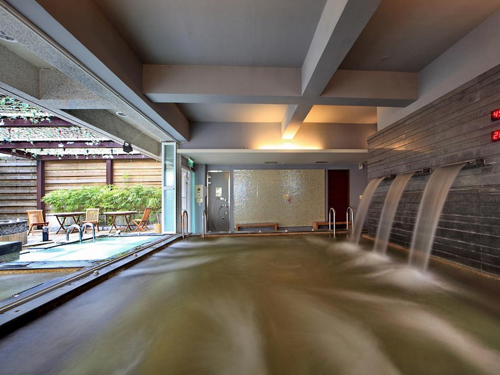 อีสเทิร์น โฮเต็ลแอนด์รีสอร์ต หยางเหมย Hotel Yangmei ภายนอก รูปภาพ