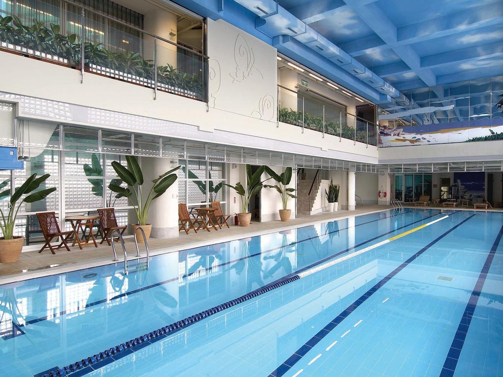อีสเทิร์น โฮเต็ลแอนด์รีสอร์ต หยางเหมย Hotel Yangmei ภายนอก รูปภาพ