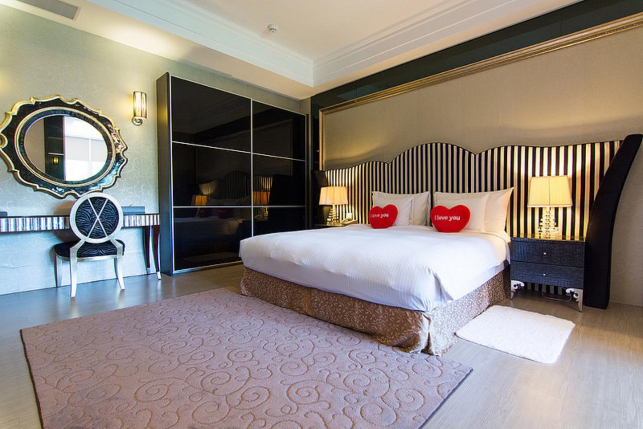 อีสเทิร์น โฮเต็ลแอนด์รีสอร์ต หยางเหมย Hotel Yangmei ภายนอก รูปภาพ